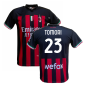 Kit Maglia Milan Tomori 23 ufficiale replica 2022/23 con pantaloncino nero 